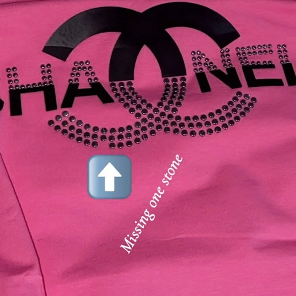 Cute NIP Graphic T-Shirt 🩷🖤 - Picture 6 of 7